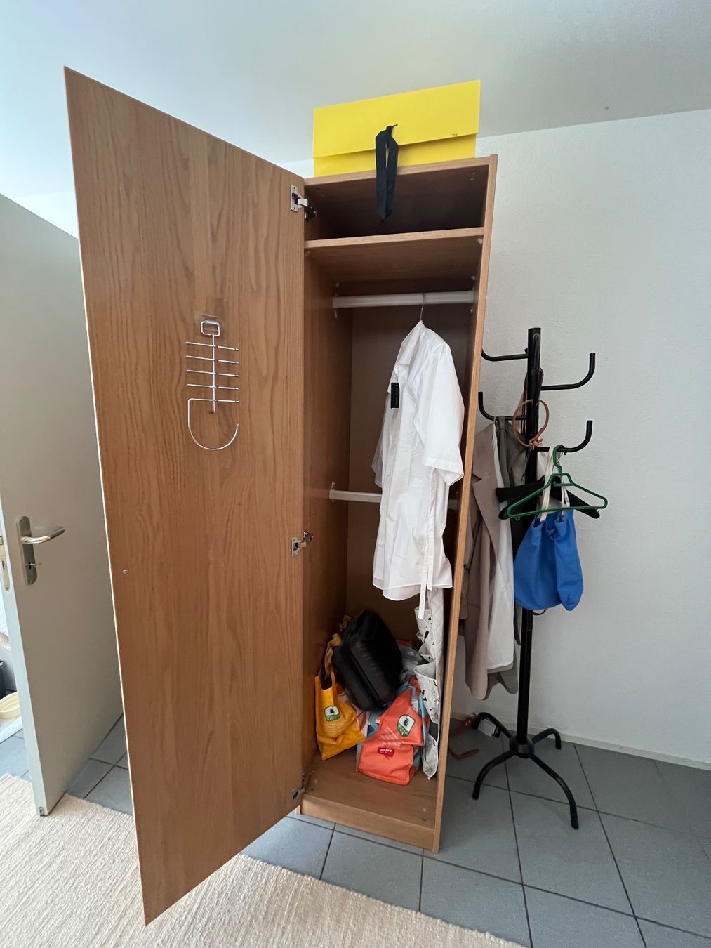 Armadi: Spint Schrank Kellerschrank – Usato da Immensee venduto da Shagay 1