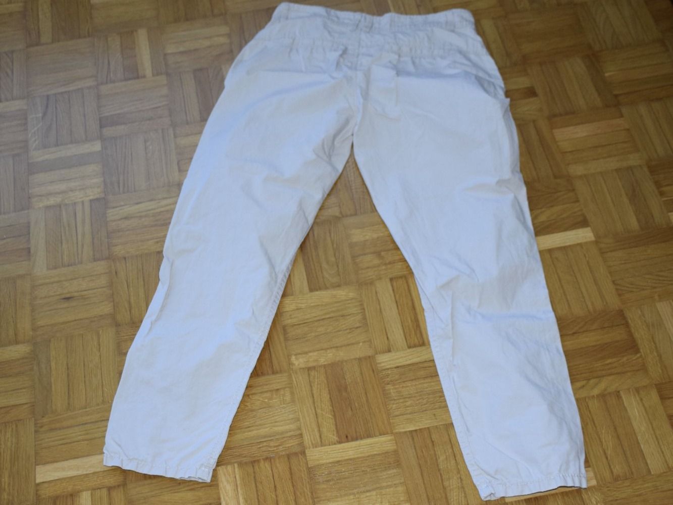 Pantaloni: BE U TIFUL Bermuda Hose Damen Gr 36 – Usato da Wetzikon ZH venduto da Wetzicardo25 7