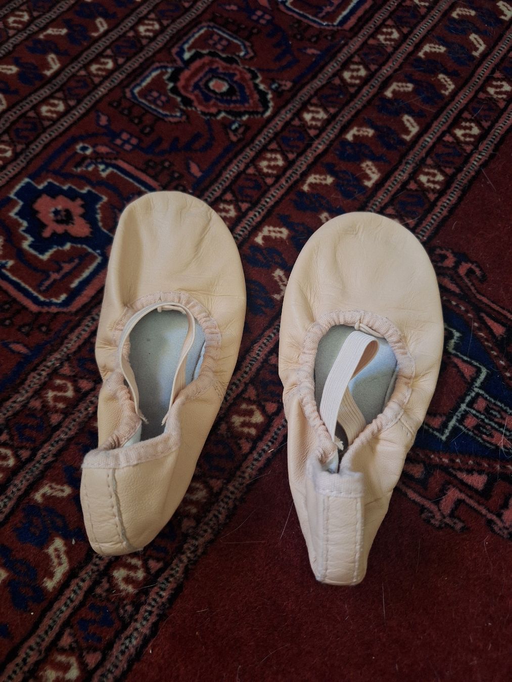 Bloch Schuhe für Jungen: Chaussons de danse Bloch, taille 13B/31 – Gebraucht aus Fribourg von lf87