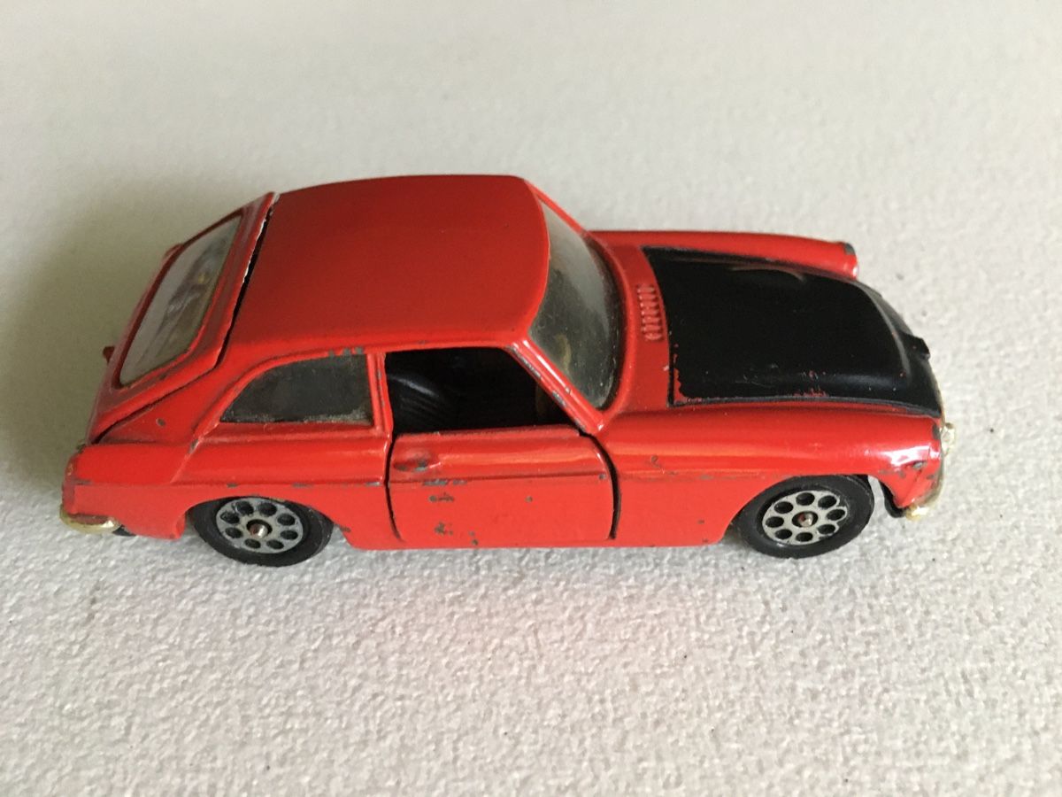 Corgi Toys Voitures modèles: Corgi MGC GT – D'occasion à Grellingen par Toyhamster 2