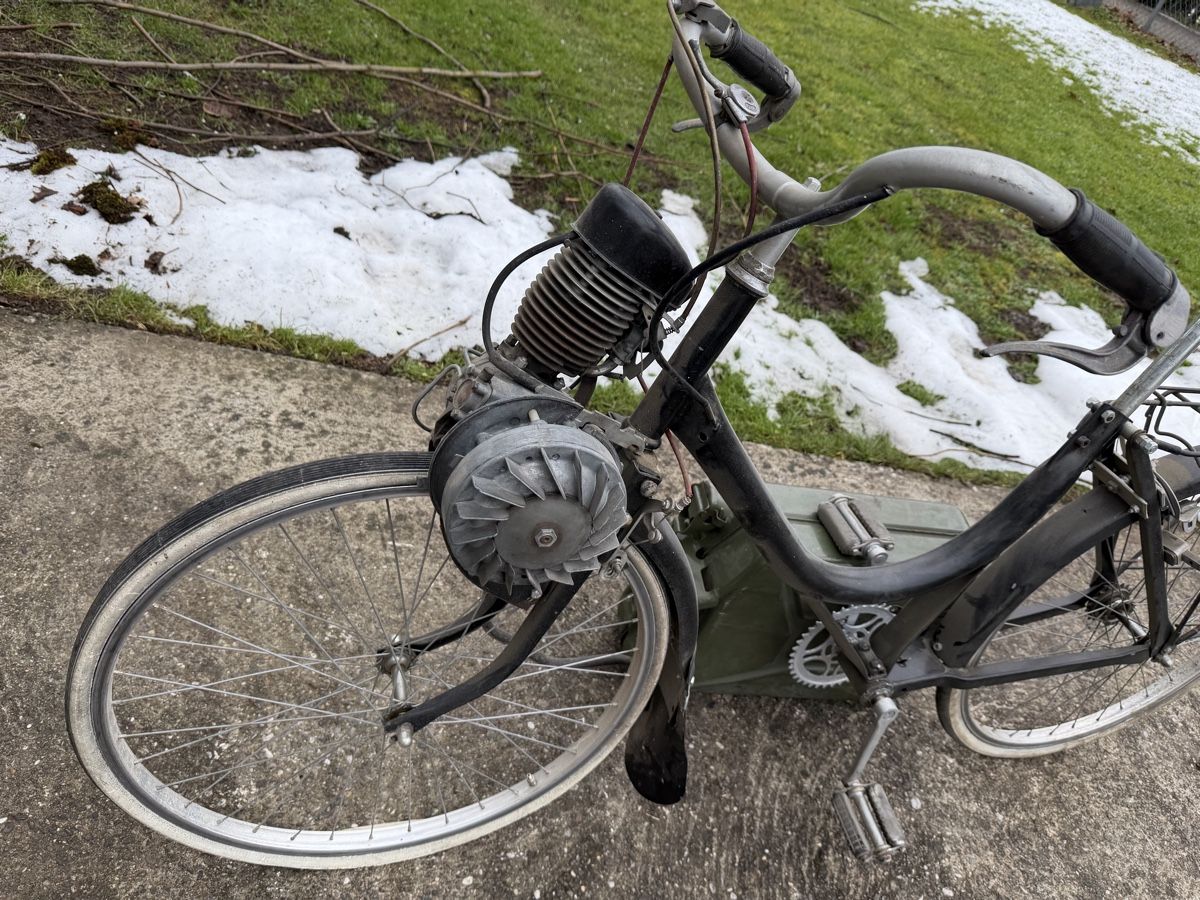 Solex Mofas: VELOSOLEX SOLEX ORIGINAL HS HISPANO SUIZA – Defekt aus Courtételle von claude41 8