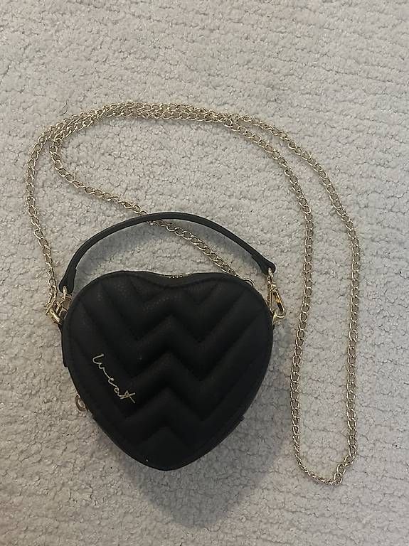Sacs femmes: Weat, Heart Bag – D'occasion à dietlikon par lele_7ll