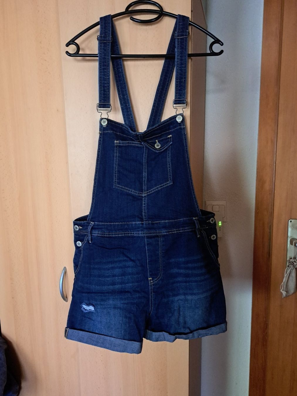 Pantalons: Salopette short en jean bleu – D'occasion à Berlens par luc_2c79