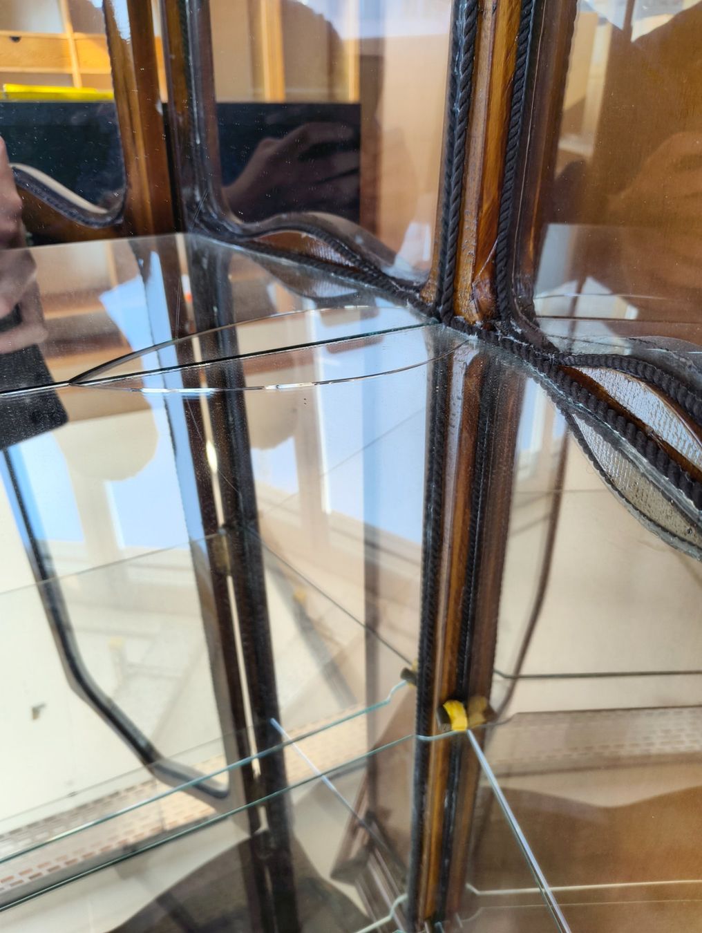 Vetrine: Antike Vitrine – Usato da Basel venduto da bk_brockibasel 4