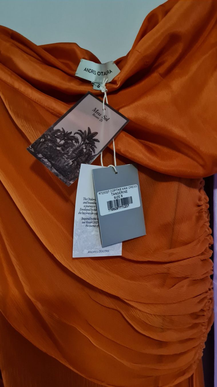Vestiti: Andres Otalora Seidenkleid, Gr. 38 – Nuovo (secondo la descrizione) da Oberwil BL venduto da iva_wlh2 5