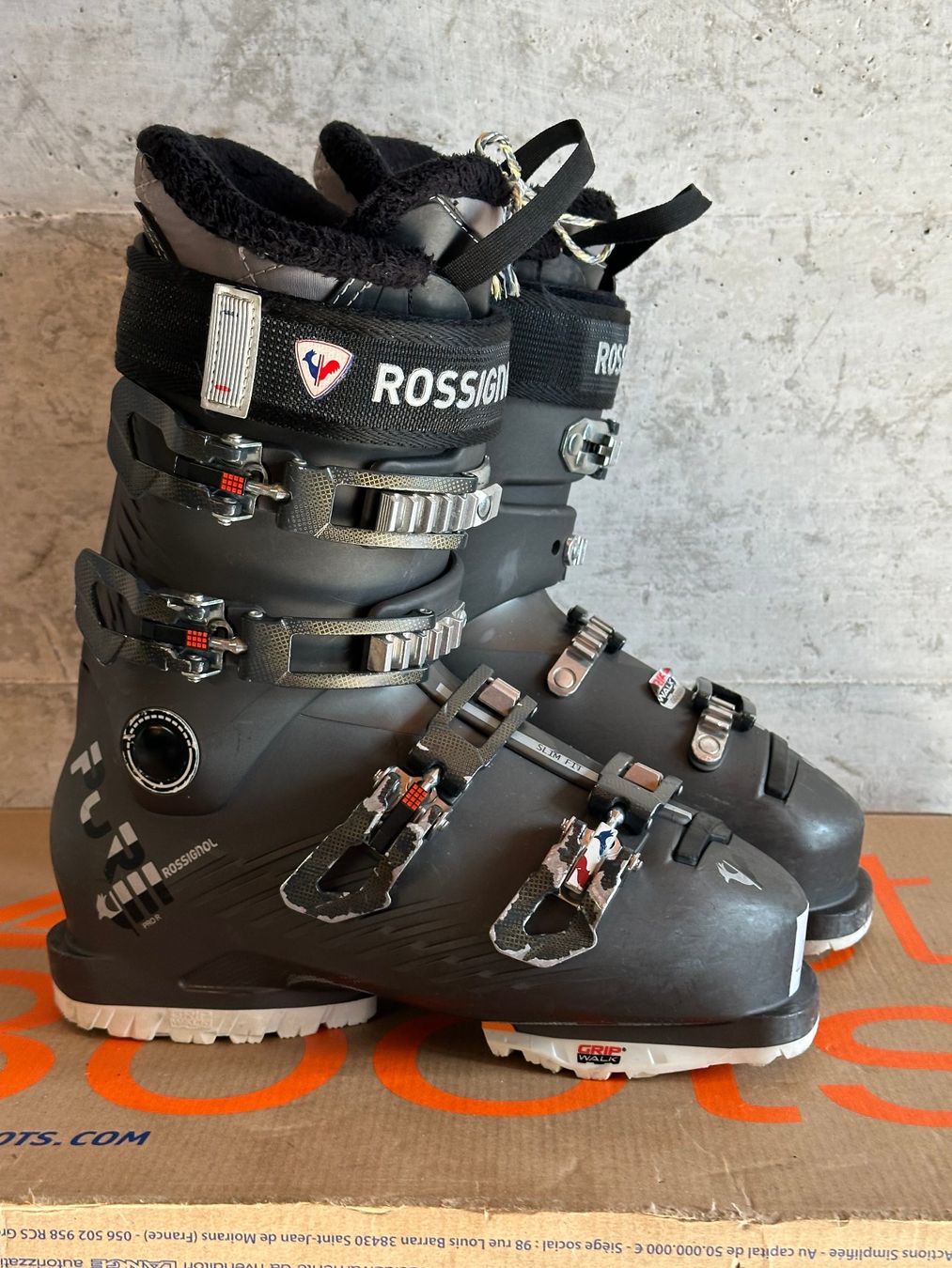 Rossignol Scarpe da uomo: Rossignol Skischuhe 24.5 / Gr. 38.5 – Usato da Emmenbrücke venduto da karkarkar