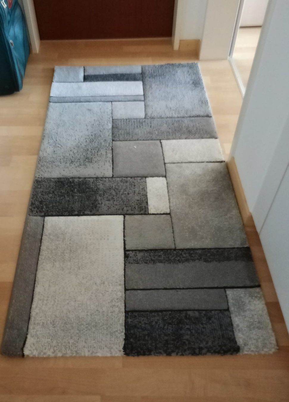 Teppiche: Teppich grau – Gebraucht aus Bischofszell von thomasfrei3