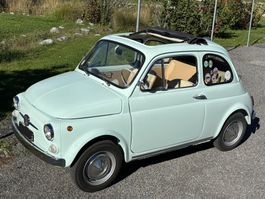 FIAT 500 F 1967 Vétéran vert menthe à l'eau