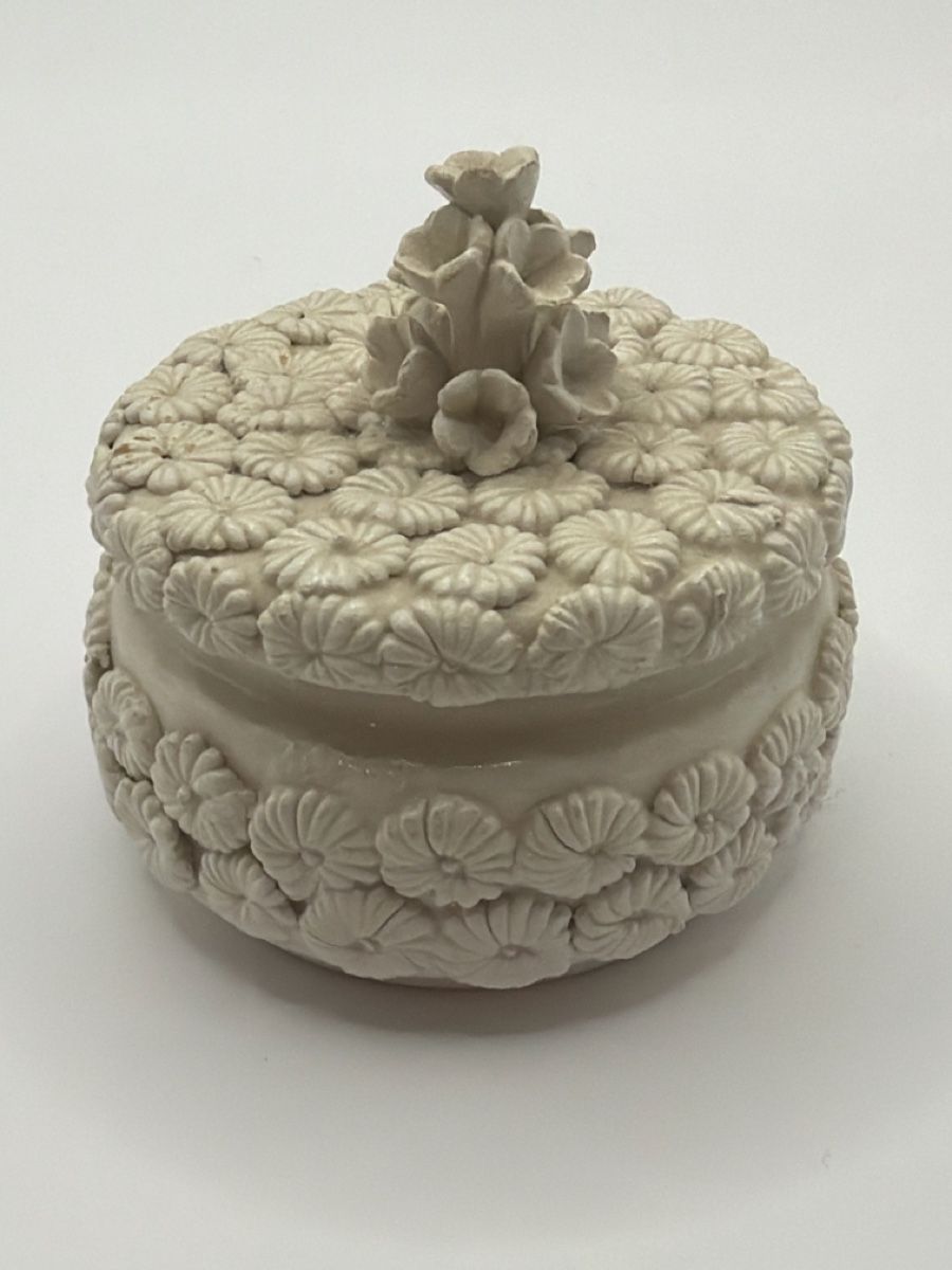 Tutte le decorazioni: Dose mit Blumenmuster, Keramik, weiss – Usato da Kloten venduto da Eleanor82