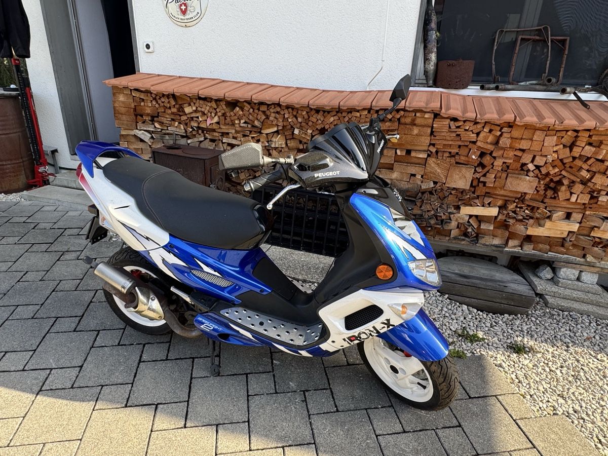 Peugeot Scooters: Roller Peugeot 50ccm – D'occasion à Aathal-Seegräben par Romeo8607 2