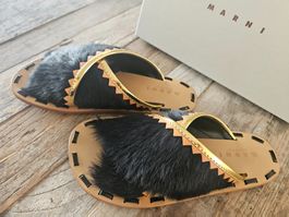 Marni Sandalen mit Echtfell 36