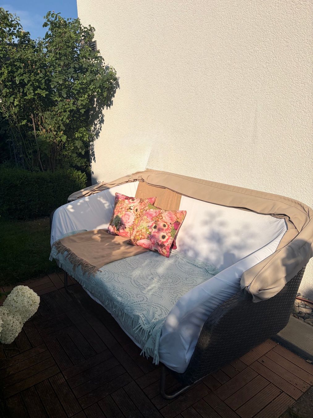 Pfister Sofas: Gartenmöbel Sofa Lounge Daybed – Gebraucht aus Büttikon AG von gluschtig 2