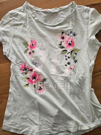 H&M Tshirt Gr. 140-146 hellgrün