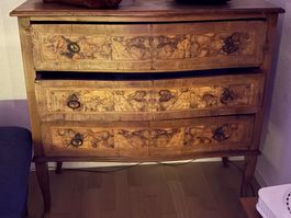 Antike / Vintage Kommode aus Holz (Barock-Stil)