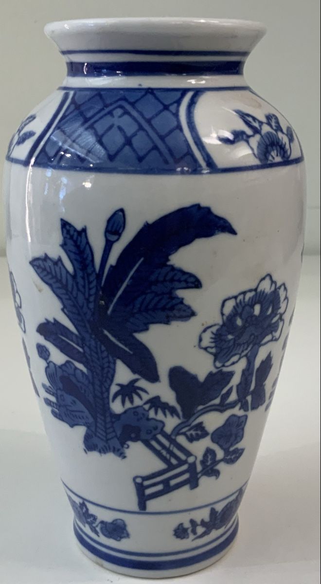 Vasi & Recipienti: Petit vase bleu/blanc – Usato da rolle venduto da Tontonjulot