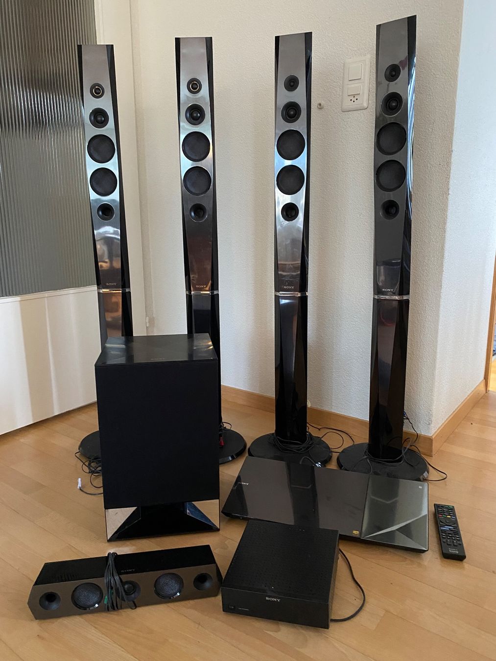 Sony Home Cinema: Sony Blue-ray Homecinema 5.1/BDV-N9200W – Usato da Rudolfstetten venduto da beat.ruee