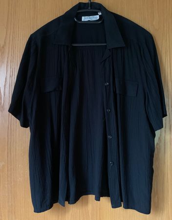 Luftige Kurzarm-Bluse v.Julietta (Swissmade) crinkle/schwarz