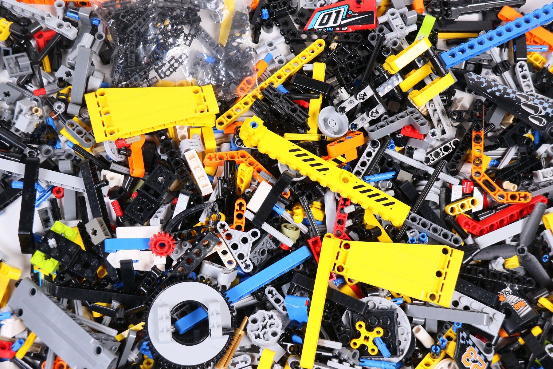 Lego Baukästen: 1.5 kg überwiegend Technikteile – Gebraucht aus Hettlingen von Scholi99 1