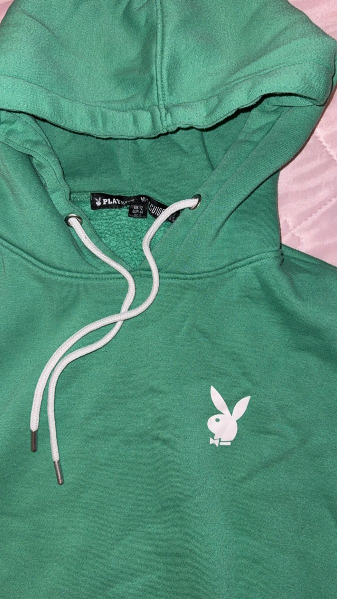 Pullover & Sweatshirts: Playboy Pullover Hoodie – Gebraucht aus Buchs AG von era_5wsj 1
