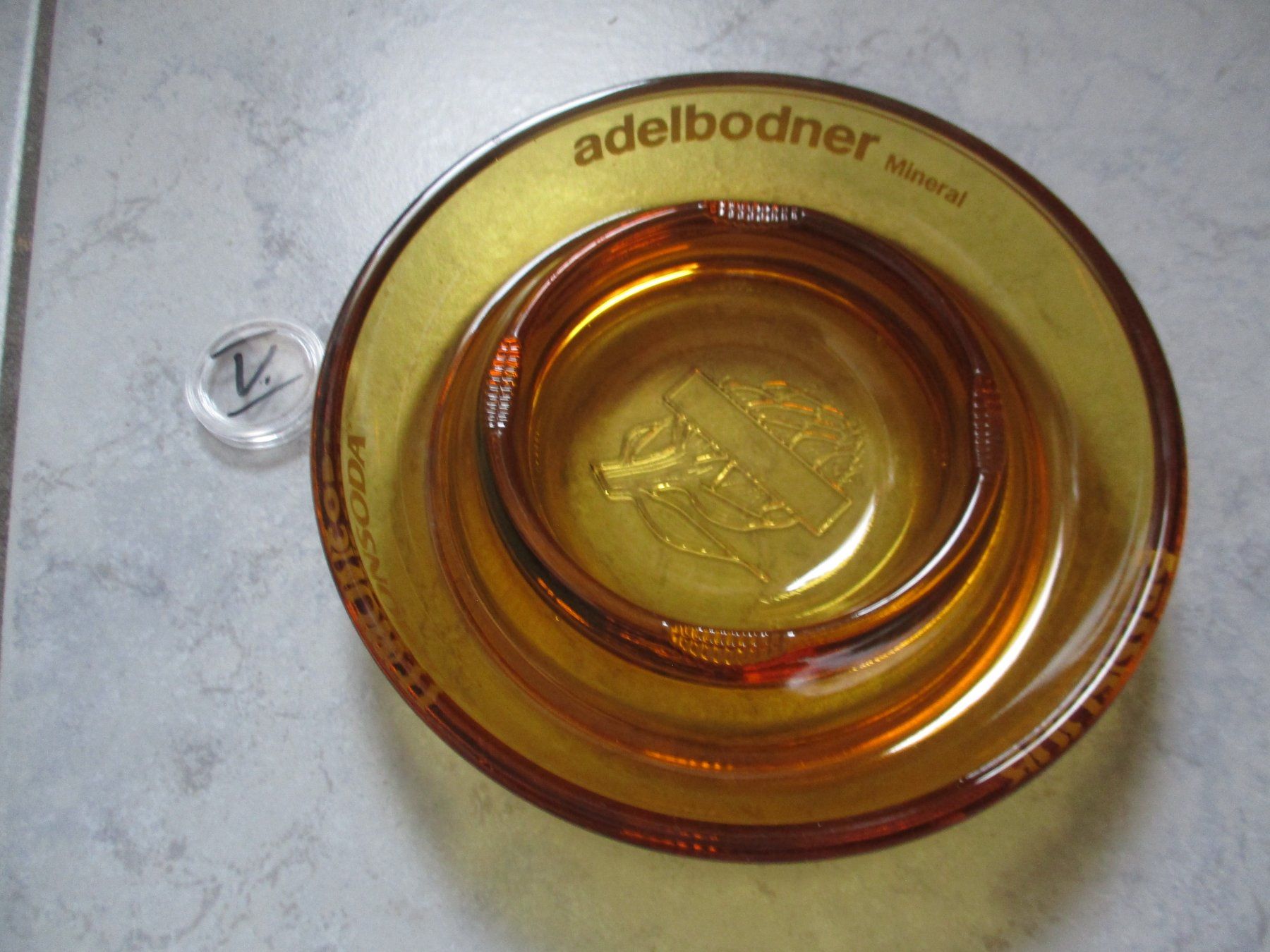 Cendriers: Aschenbecher Adelbodner Oransoda Lemonsoda – D'occasion à Birsfelden par alles-muss-raus