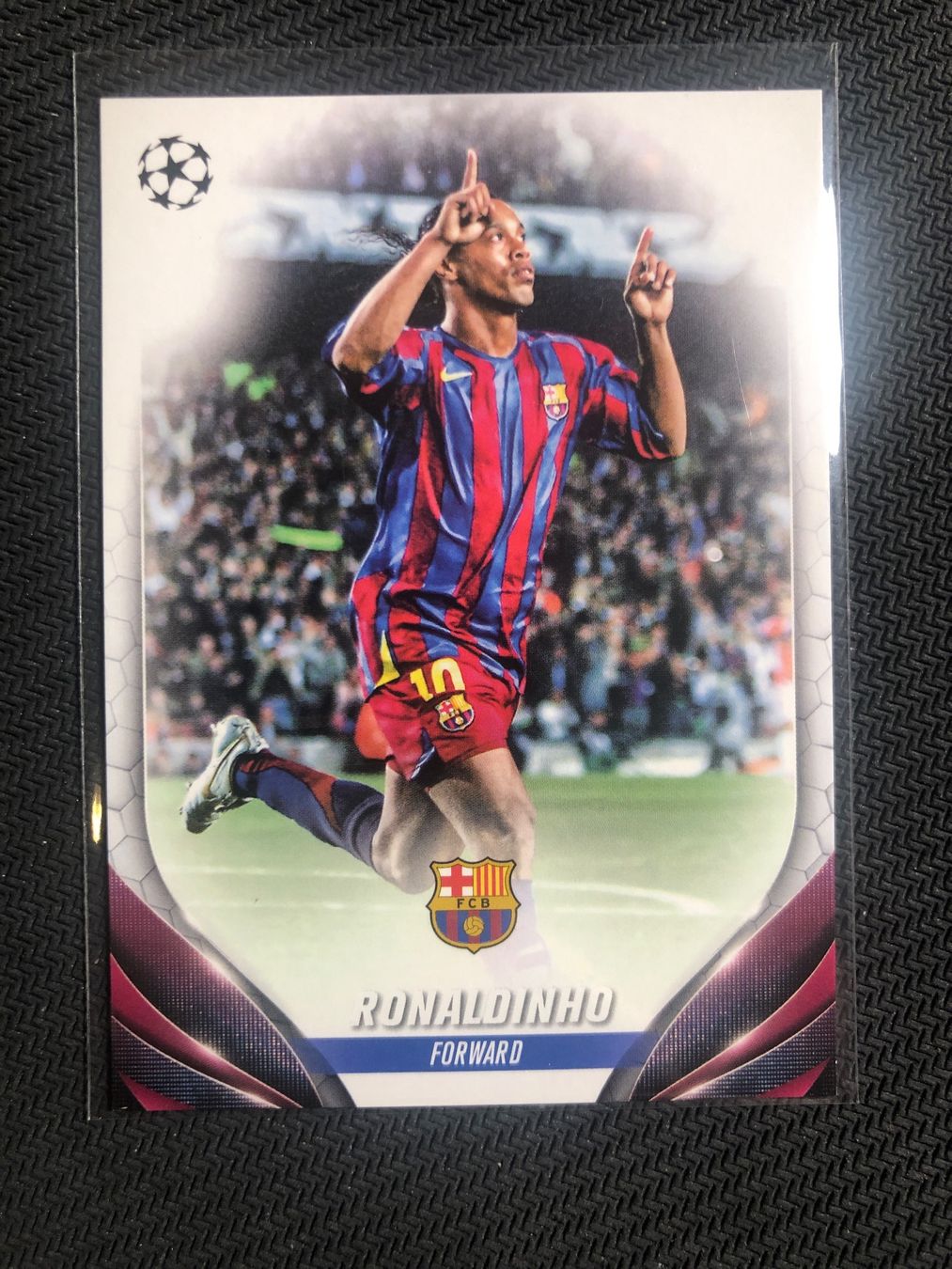 Topps Carte collezionabili: Topps Flagship Ronaldinho Barcelona Short print – Usato da Wangenried venduto da Garagara
