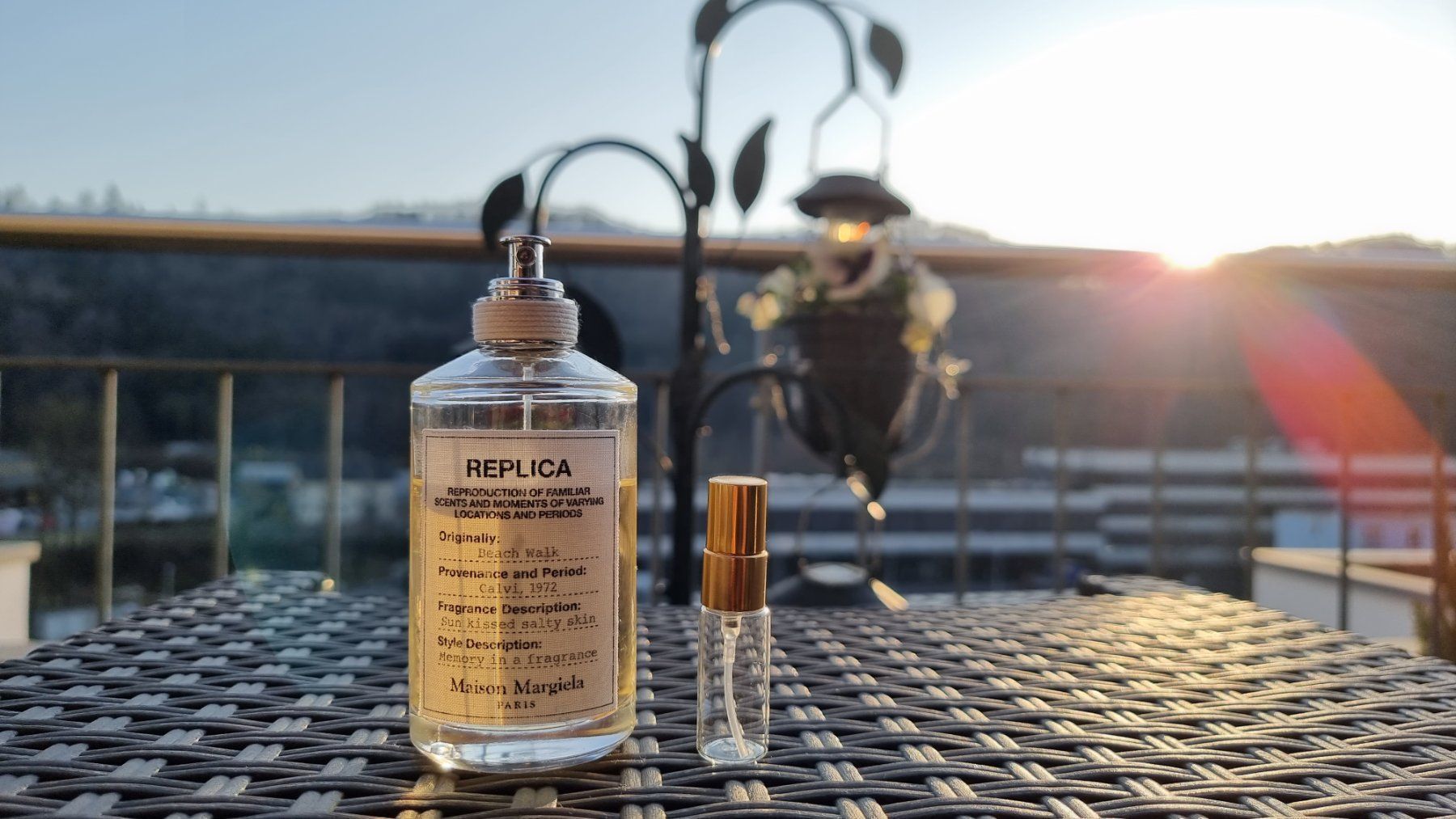 Maison Margiela Profumi & Eau de Toilette: Maison Margiela Replica - Beach Walk - 5ml – Nuovo (secondo la descrizione) da Winterthur venduto da FragranceLUXE