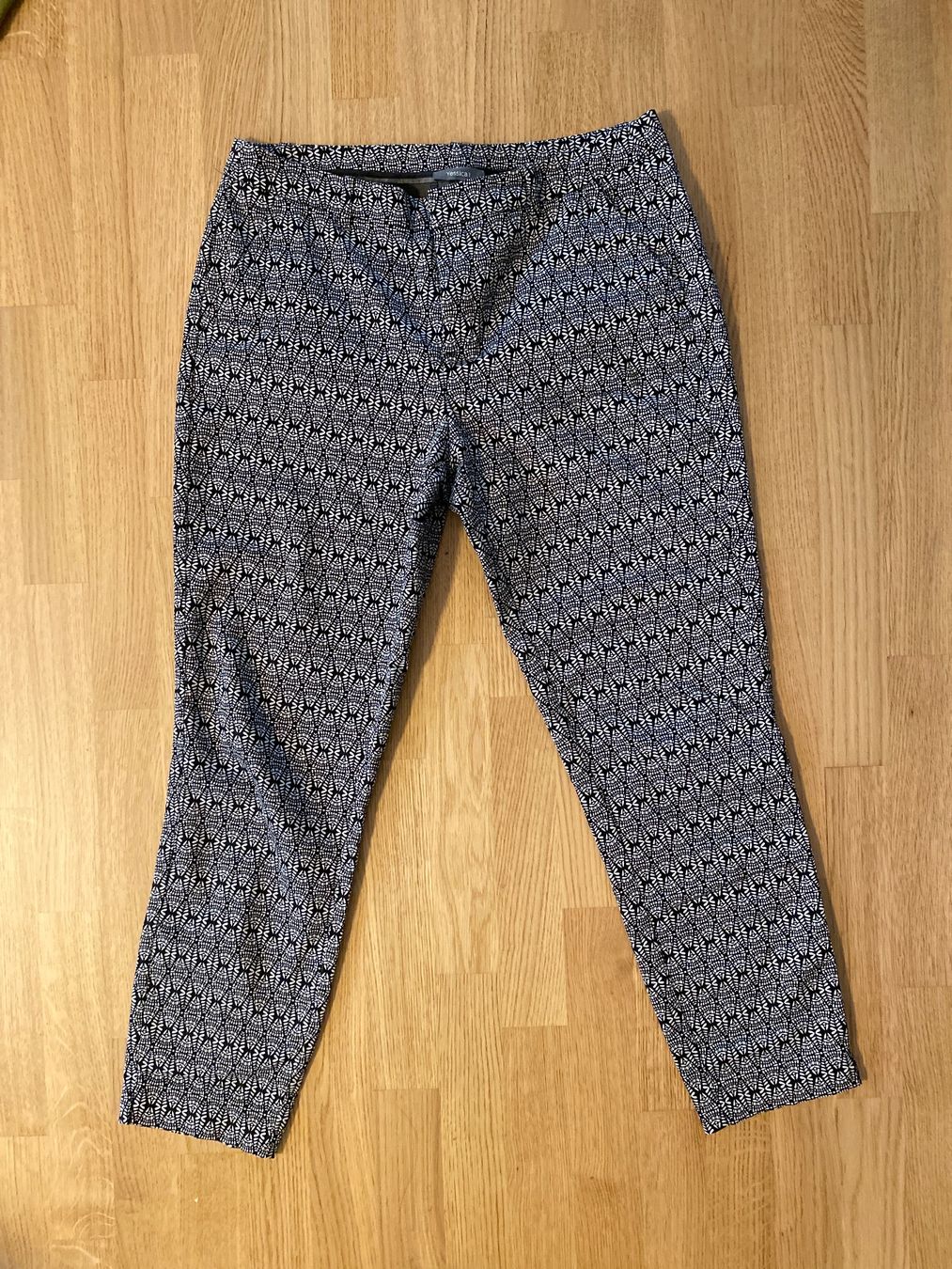 Lotti di vestiti: Kleiderpaket Gr. 38/40 – Usato da Oberglatt ZH venduto da Capsici 2