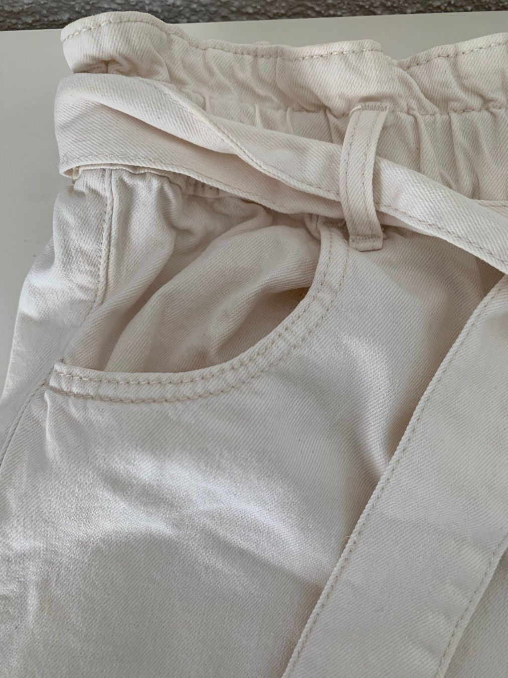 Pantaloni: Sommer Shorts Damen Gr. S Farbe Vanille – Usato da Kirchdorf AG venduto da coco123 1