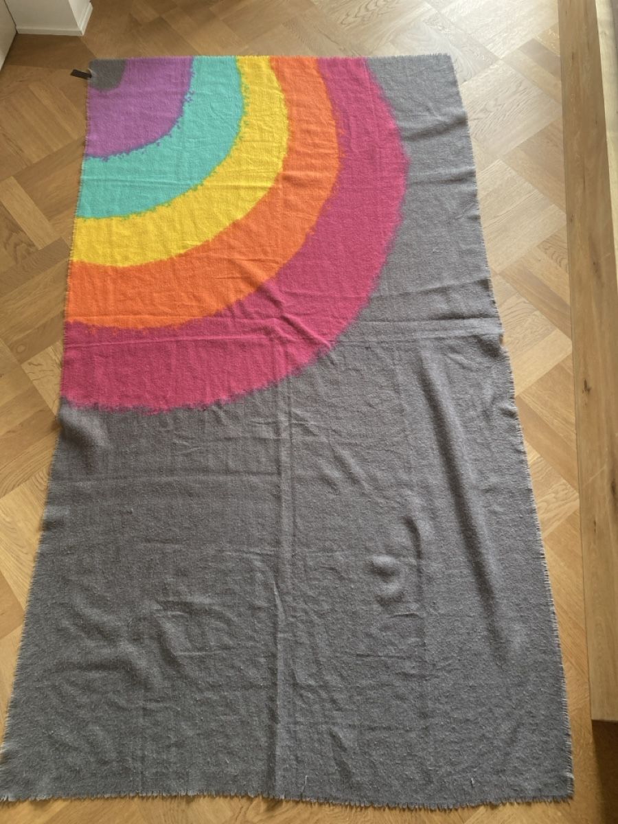 Sonstige Mädchenkleider: Accessorize Schal Tuch Regenbogen grau top – Gebraucht aus Bern von nelke08