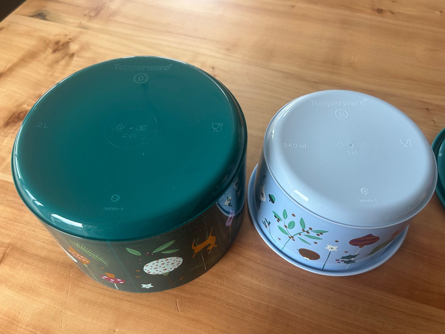 Tupperware Behälter & Ähnliches: Tupperware Schüsseln Super Top Set Weihnachtsmann Design NEU – Neu (gemäss Beschreibung) aus Kaltbrunn von lagone1 3