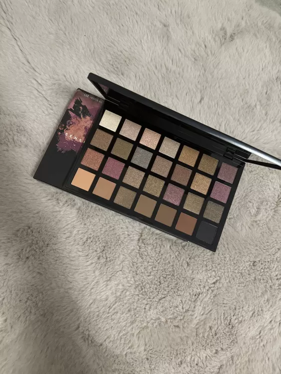 Moguri Korean Lidschatten Palette – 10 Farben, Matt & Glitzernd, Wasserfest, Mit Spiegel