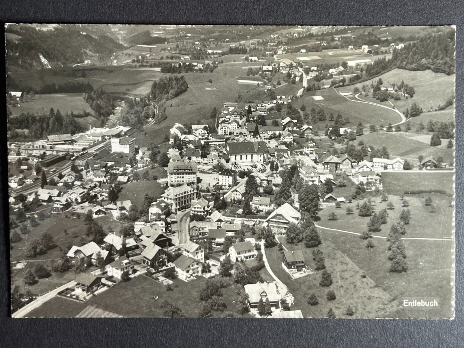 Cartes postales: Entlebuch - Flugaufnahme – D'occasion à Steg VS par danwer74