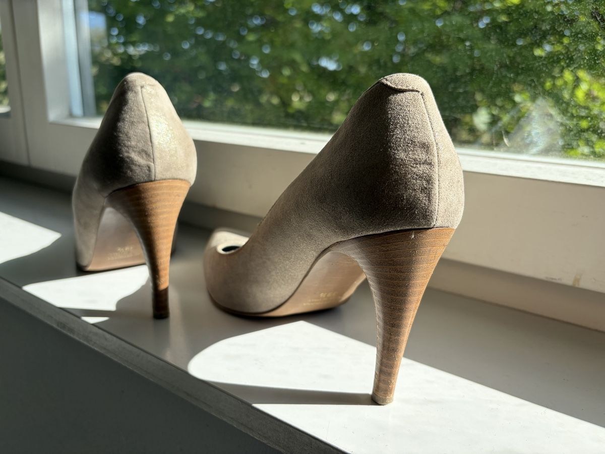 Scarpe da donna: Highheel - Pumps - grau-beige-gold – Usato da Zürich venduto da shopping07 1