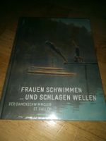 Frauen Schwimmen und Schlagen Wellen  (Damen Schwimmclub SG)