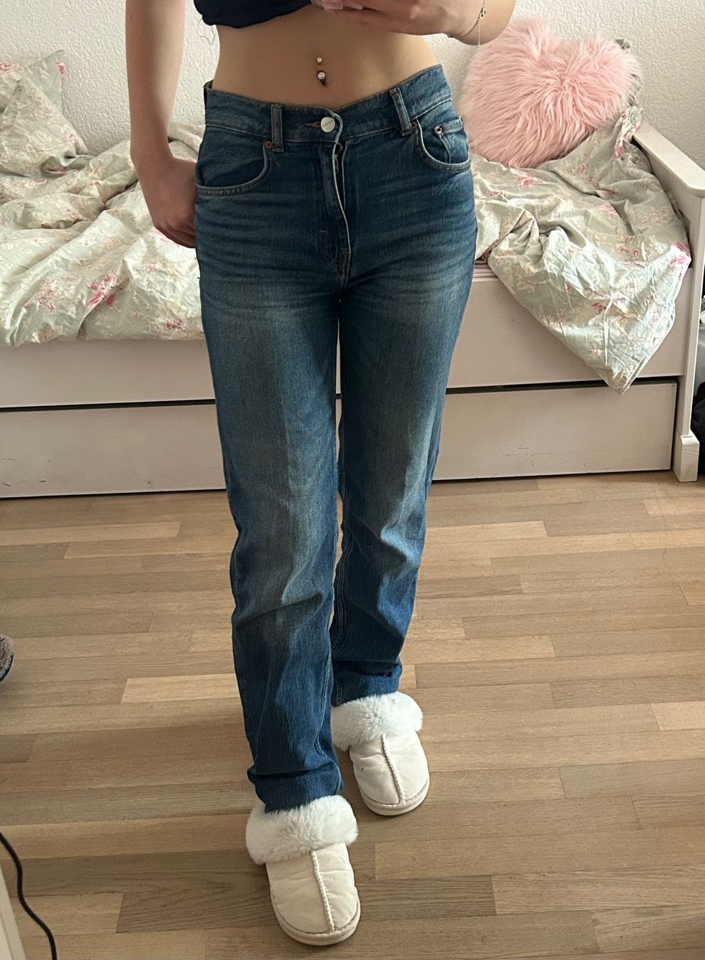 Pull&Bear Jeans: Dunkelblaue Jeans Grösse 32 – Nuovo (secondo la descrizione) da Rorbas venduto da KiseliKupus 1