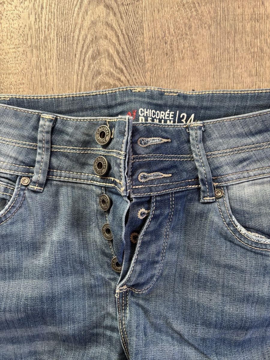 Jeans: Jeans Chicorée Gr. 34 – Usato da Zug venduto da sarah26f 1