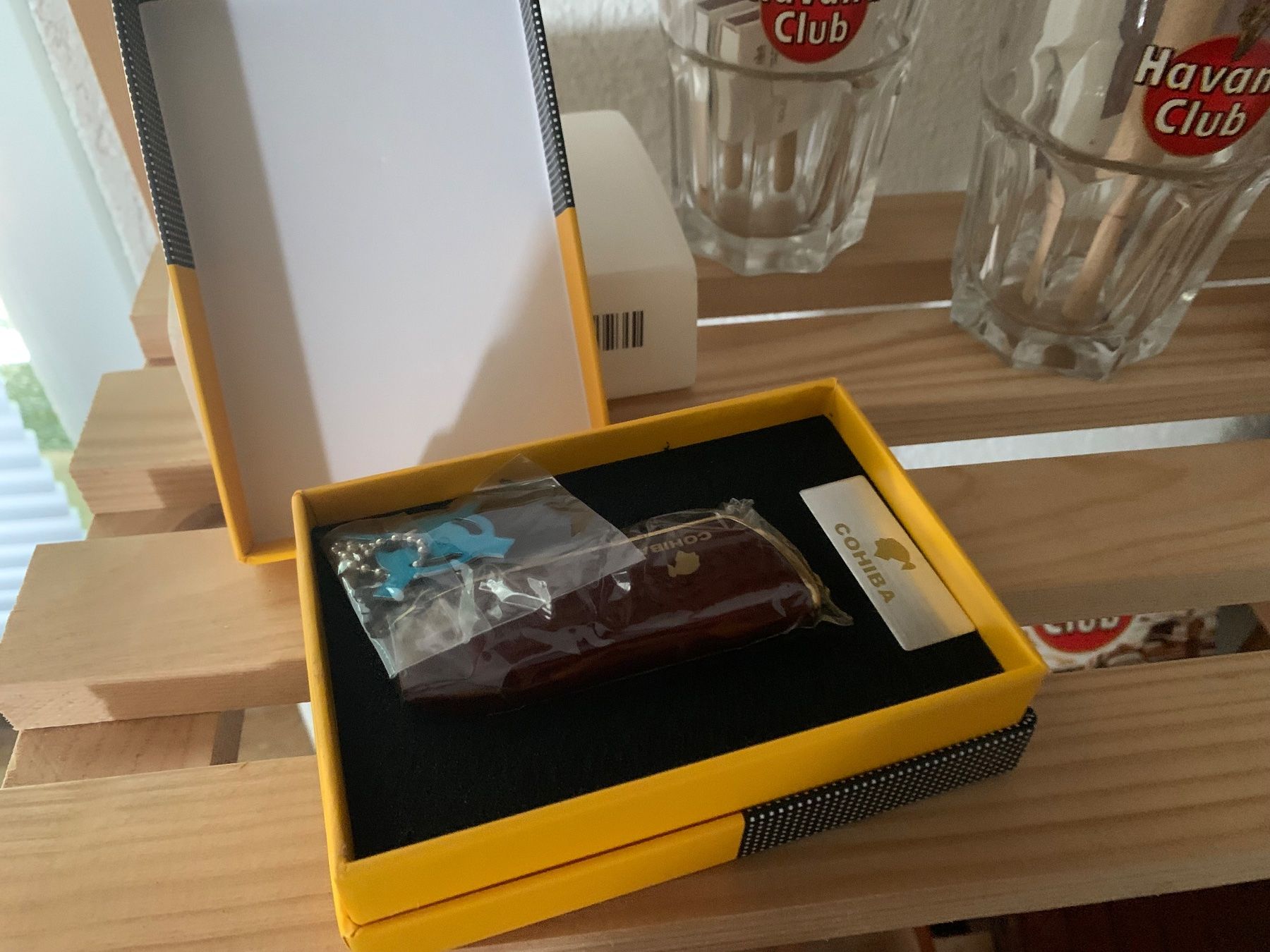 Tutte le decorazioni: Cigarrensammlung aus Räumung – Usato da Aarburg venduto da Ricardolager 1