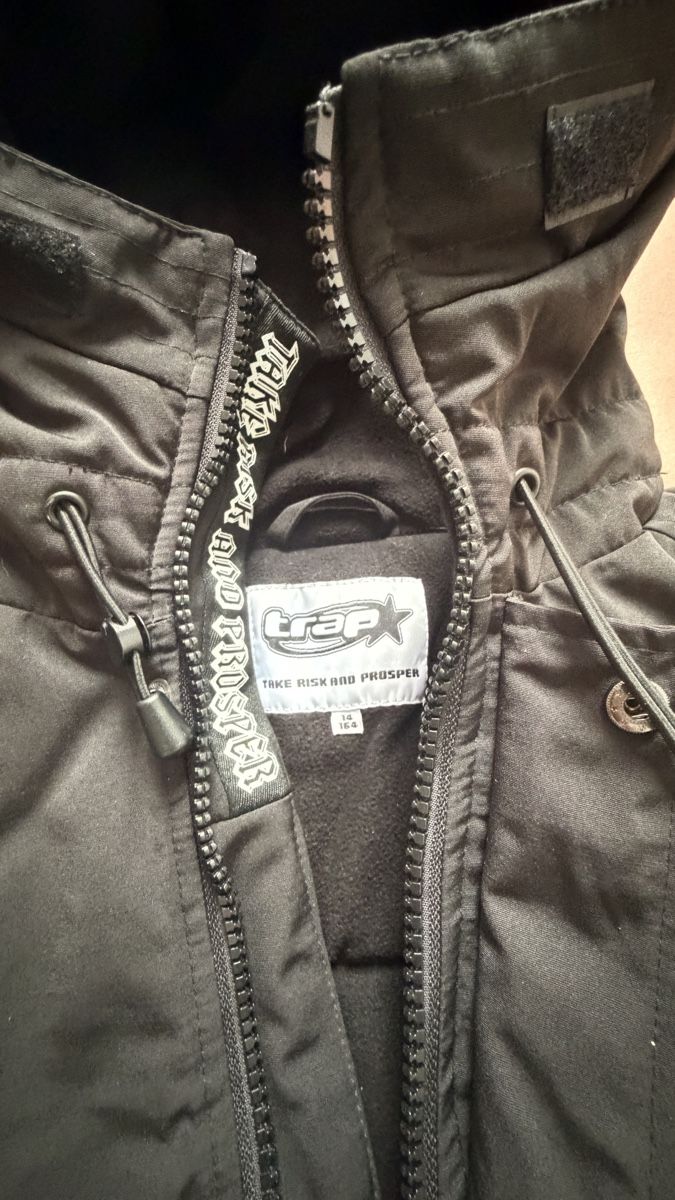 Trapstar Vestes:  Trapstar XS – D'occasion à Meyrin par Pretty2000 1