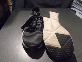Sneaker Grösse 40, Puma, schwarz/glänzend