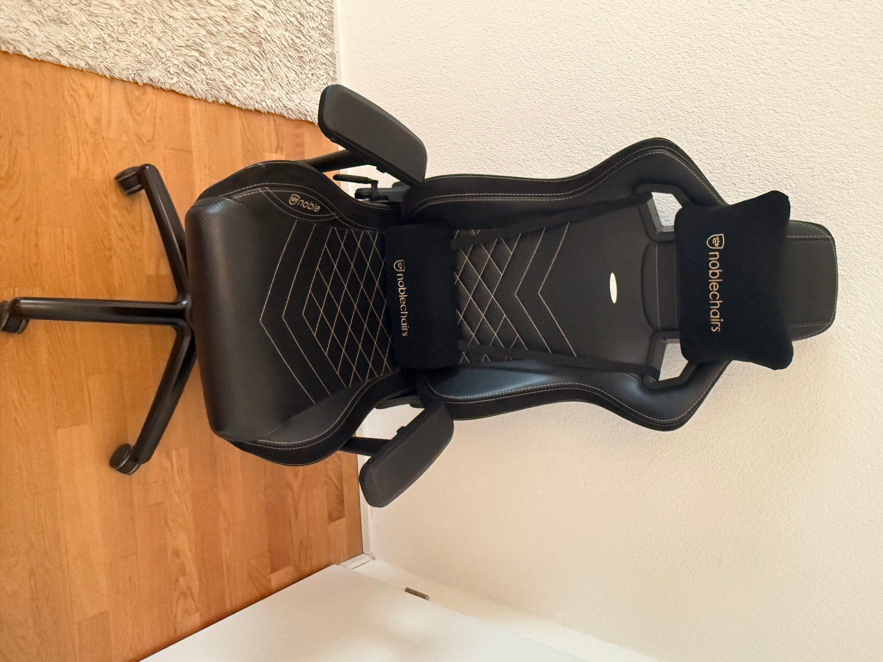 Noblechairs Chaises: Gaming Stuhl / Chair – D'occasion à Oberglatt ZH par lukiizh