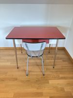 Kelko Küchentisch rot mit Stuhl grau / Vintage 60er