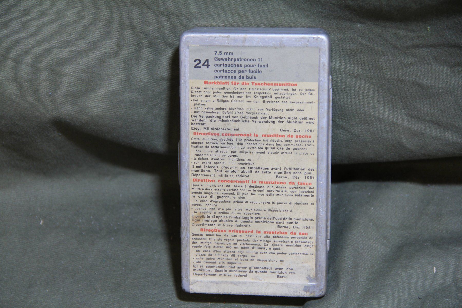 Attrezzatura & Pezzi di ricambio: Taschenmunition GP11, Blechbox leer, schweizer Armee – Usato da Belp venduto da Tomsek