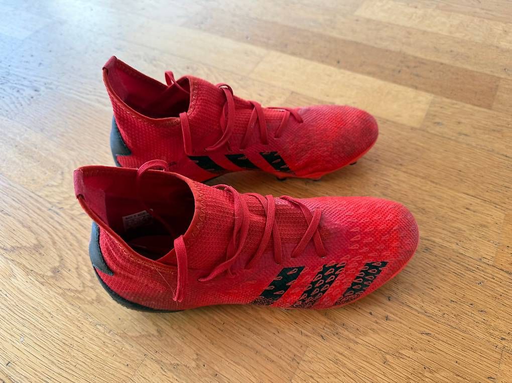 Scarpe da uomo: Kickschuhe Adidas Predator Grösse 41 1/8 – Usato da Aesch BL venduto da Baschqua 1