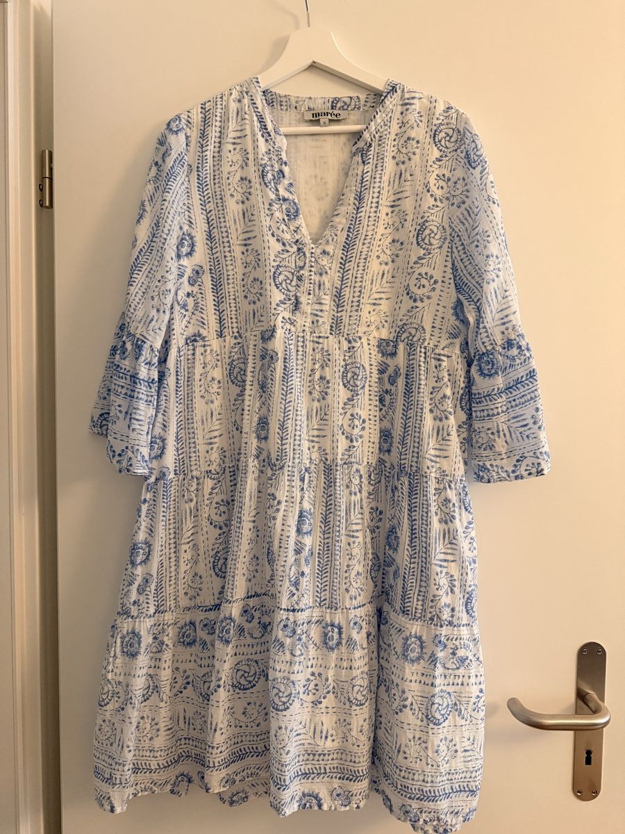 Kleider: Kleid marée blauweiss Grösse S neuwertig – Gebraucht aus Arch von bir_7kmt