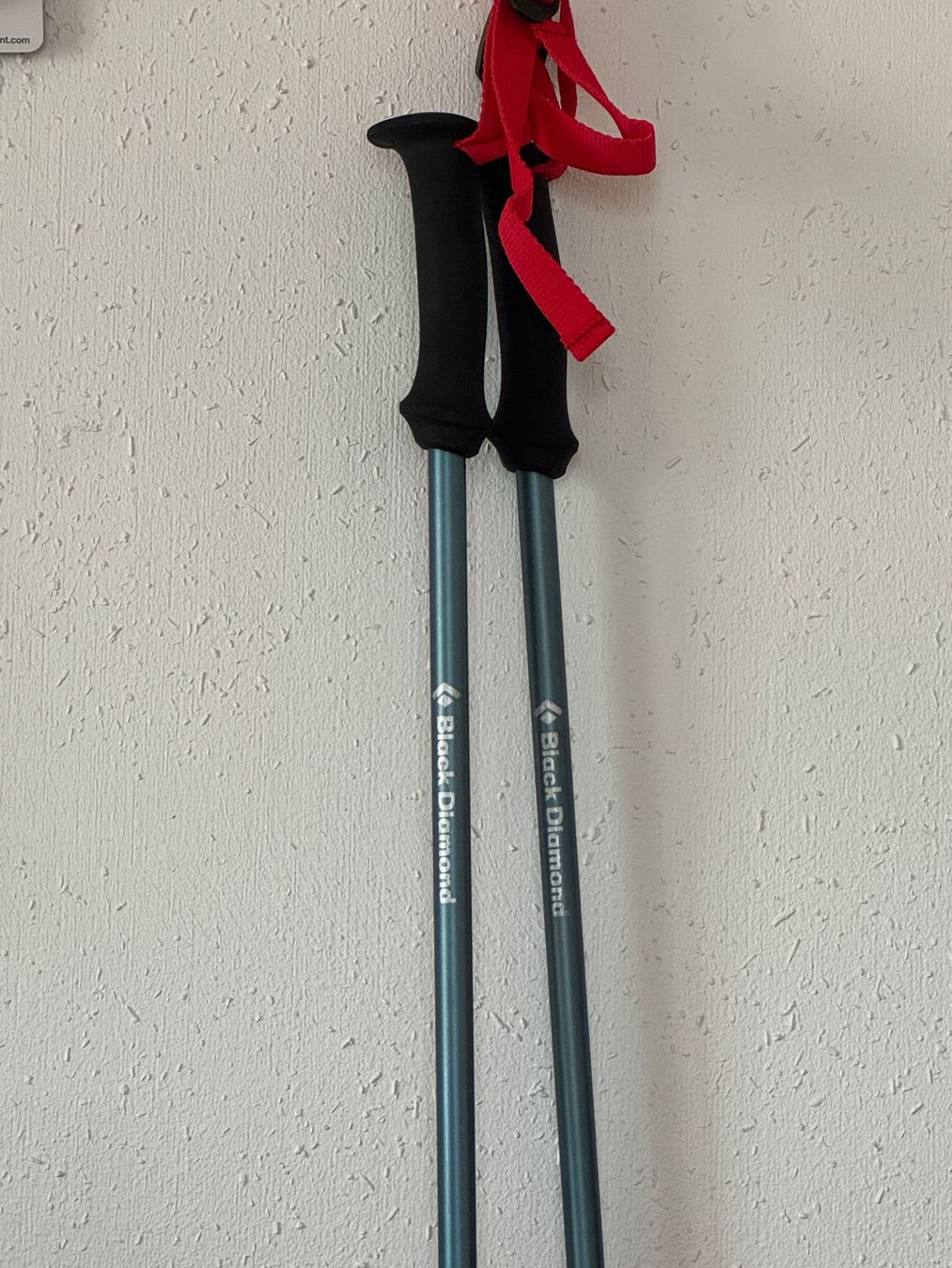 Black Diamond Bastoncini da trekking: Wanderstöcke: Black Diamond First Strike poles 80-110cm – Usato da Urtenen-Schönbühl venduto da doro.17 2