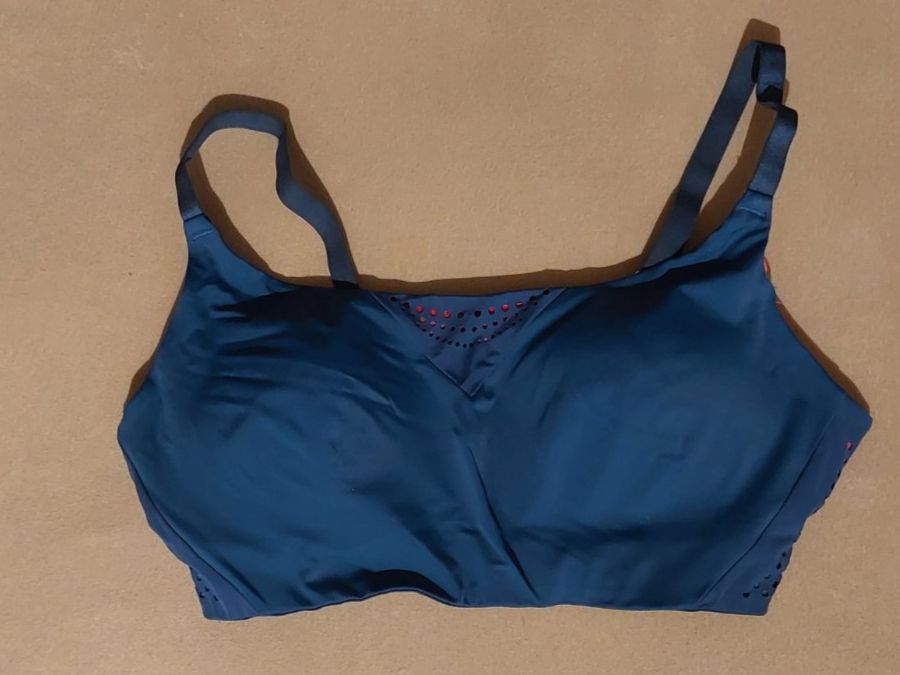Tchibo Sonstige Unterwäsche: 2 Sport-BHs von Tchibo 80B/80C – Gebraucht aus Zollikofen von san_w2xs 3