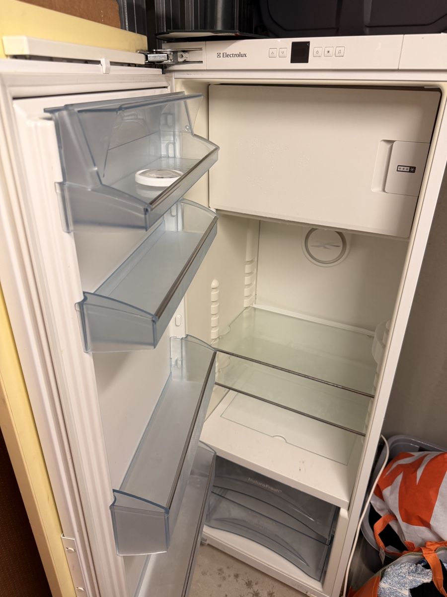 Kühlschrank: Kühlschrank electrolux – Gebraucht aus Weiach von tiagomoura123 1