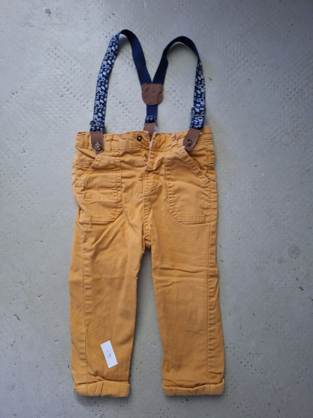 Kleiderpakete & -sets: Lot d'habits garçon taille 86 – Gebraucht aus Boncourt von Adeline_2727 1