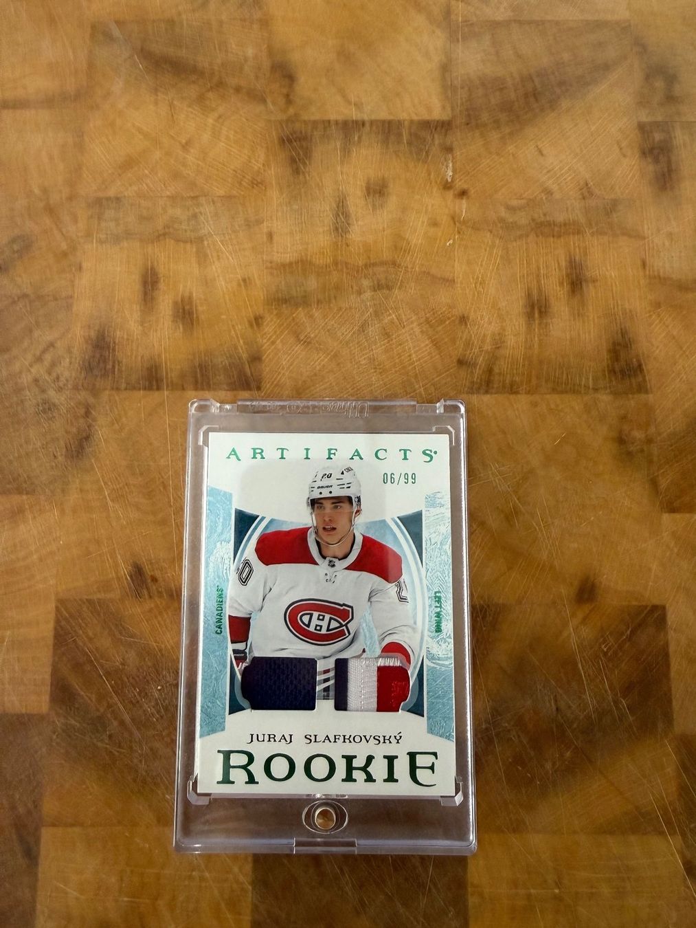 NHL Carte collezionabili: 2022-23 Artifacts Juraj Slafkovsky Emerald Dual Patch 06/99 – Nuovo (secondo la descrizione) da Réchy venduto da santiwwrld_514 1