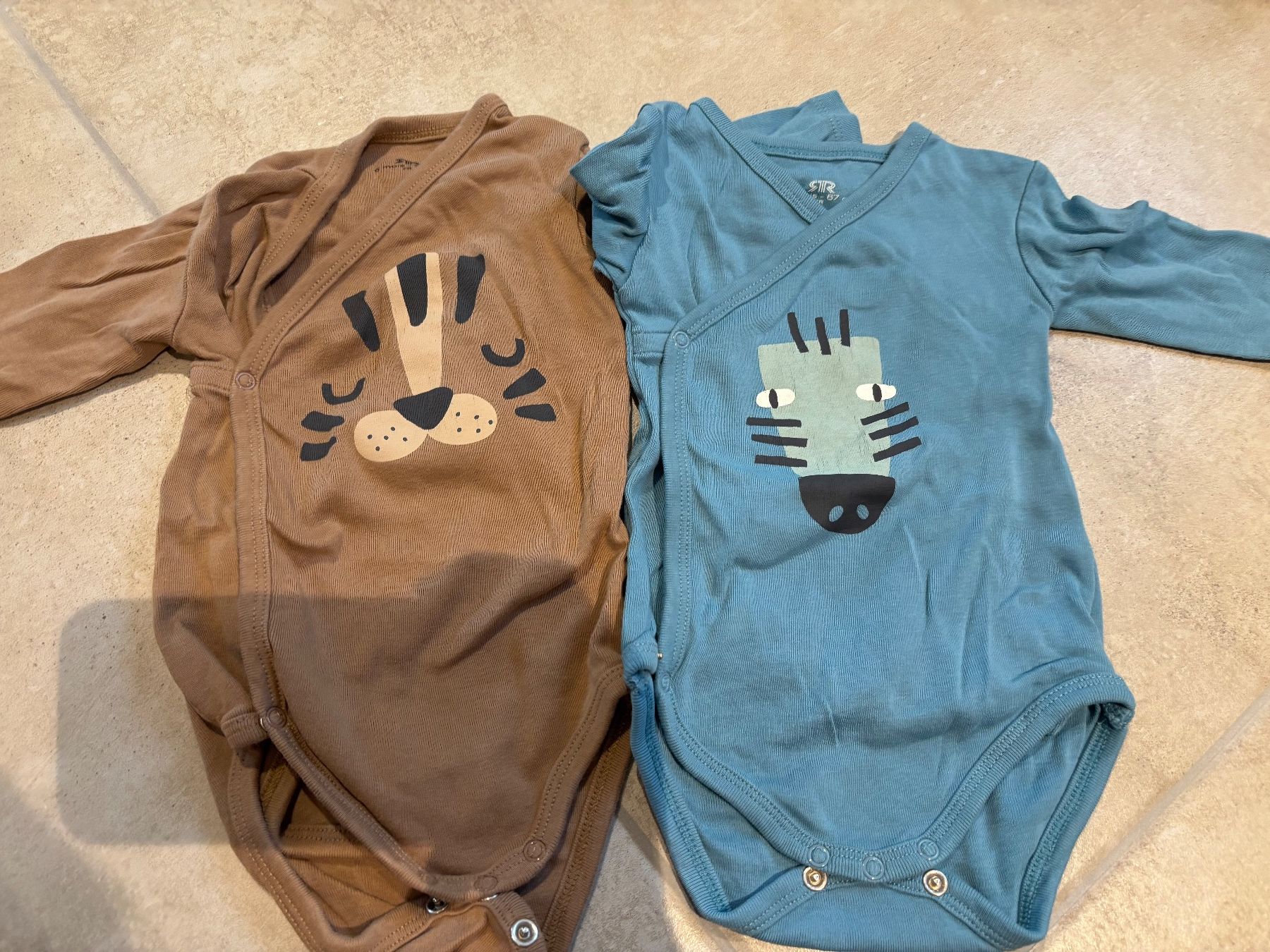 Kleiderpakete & -sets: Body – Gebraucht aus Bressaucourt von Lamu 1